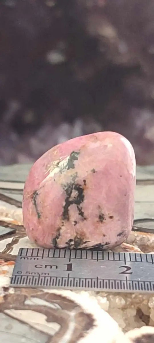 Rhodonite d’Argentine pierre roulée Grade A ++++ Rhodonite pierre roulée