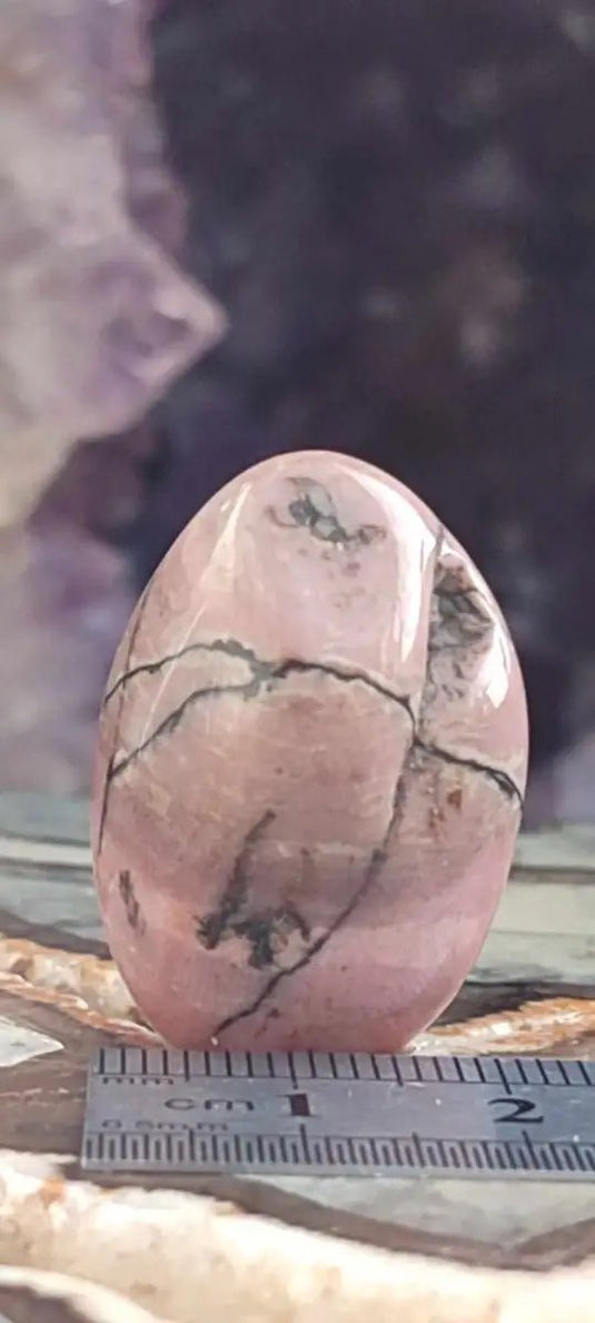 Rhodonite d’Argentine pierre roulée Grade A ++++ Rhodonite pierre roulée
