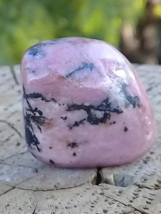 Rhodonite d’Argentine pierre roulée Grade A ++++ Rhodonite pierre roulée