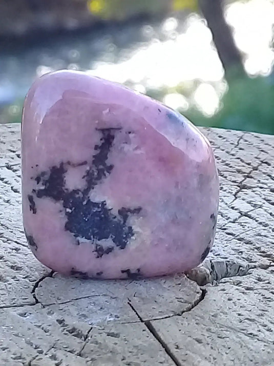 Rhodonite d’Argentine pierre roulée Grade A ++++ Rhodonite pierre roulée