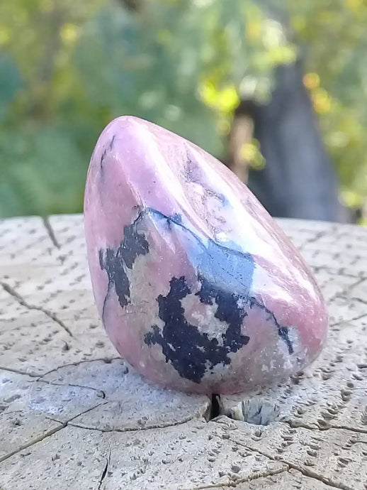 Rhodonite d’Argentine pierre roulée Grade A ++++ Rhodonite pierre roulée