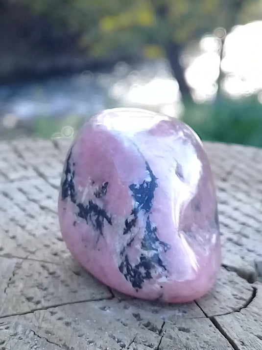 Rhodonite d’Argentine pierre roulée Grade A ++++ Rhodonite pierre roulée