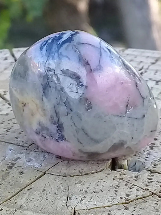 Rhodonite d’Argentine pierre roulée Grade A ++++ Rhodonite pierre roulée