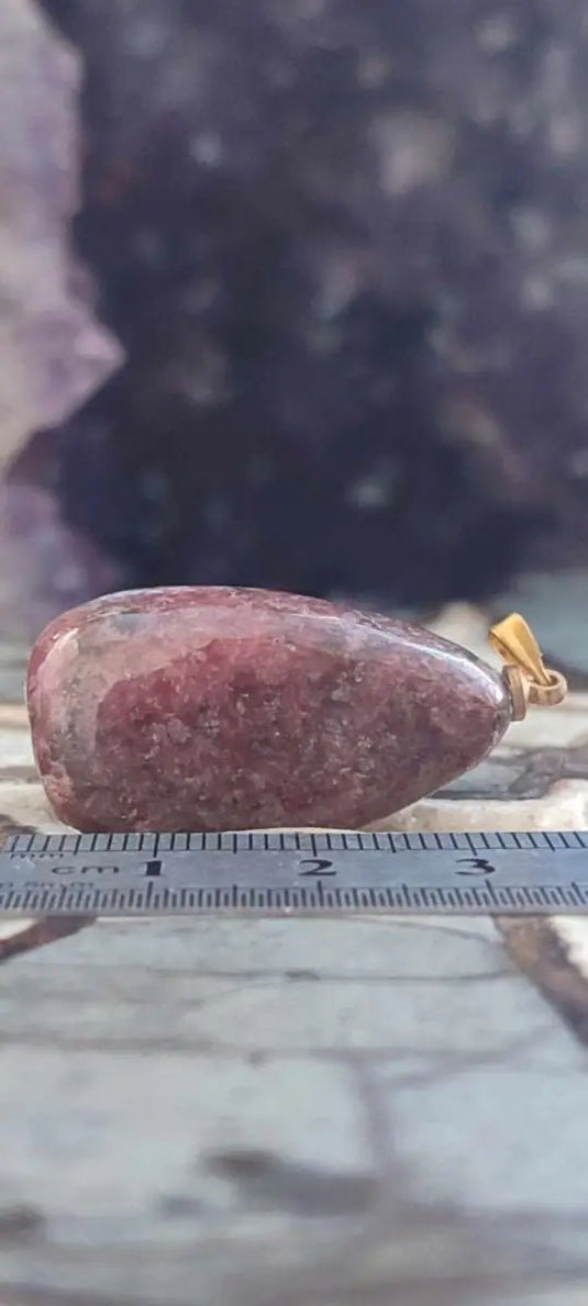 Rhodonite du Pérou pendentif Grade A++++ (fourni avec cordon) Rhodonite du Pérou pendentif