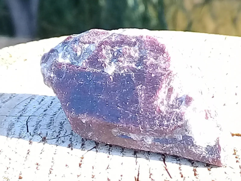 Chargez l&#39;image dans la visionneuse de la galerie, Rubis d’Afghanistan pierre brute Grade A++++ Rubis pierre brute d’Afghanistan
