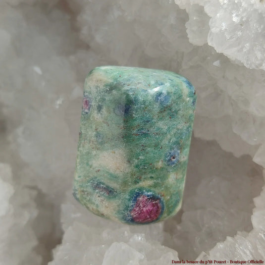 Rubis Fuchsite Cyanite bleue d’Inde - Pierre Roulée N4 - Vue 1