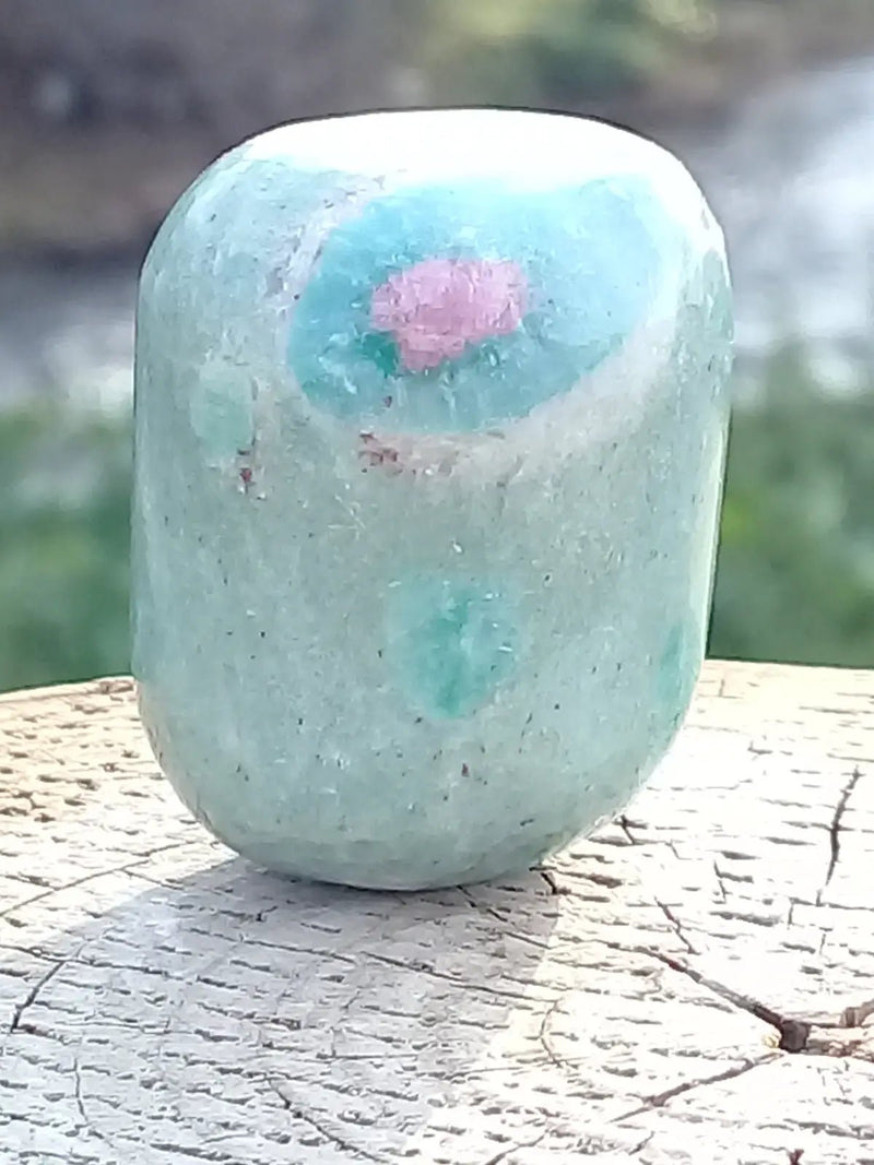 Load image into Gallery viewer, Rubis Fuschite pierre roulée Grade A +++ Pierre roulée Rubis Fuschite
