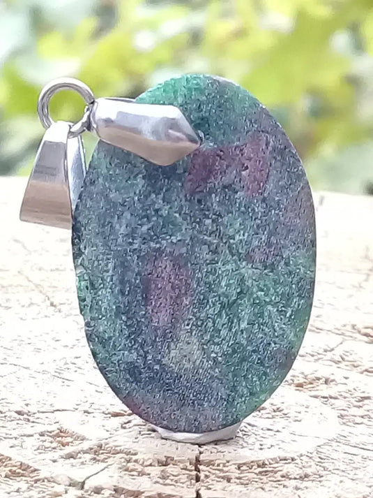 Rubis sur Zoïsite du Pakistan pendentif Grade A++++ Fourni avec son cordon Rubis sur Zoïsite pendentif