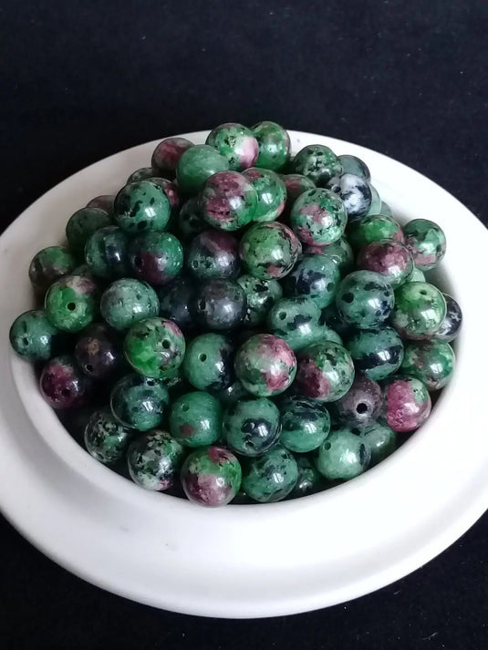 Rubis sur Zoïsite du Pakistan perle Grade A++++ Prix perle à l’unité Diamètre 8mm / Catégorie II Rubis sur Zoïsite du Pakistan perles 8mm