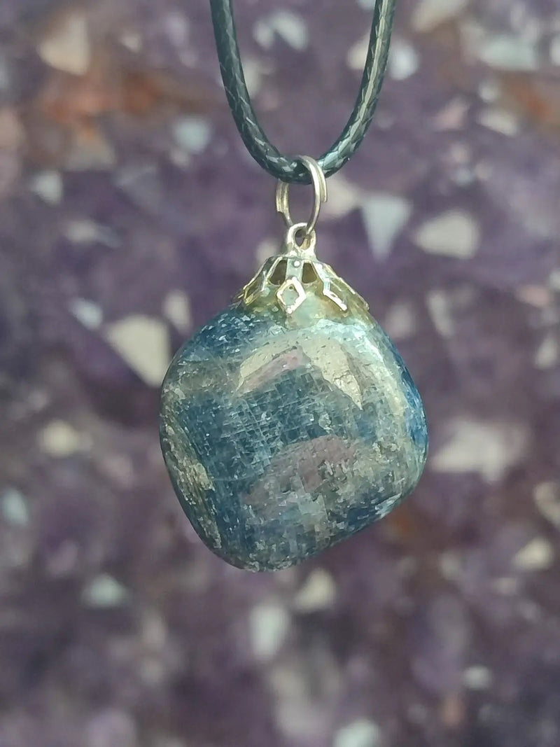 Chargez l&#39;image dans la visionneuse de la galerie, Saphir bleu du Sri Lanka - Pendentif - Grade Prémium - Pierre d’Intuition et de Discernement Saphir bleu du Sri Lanka
