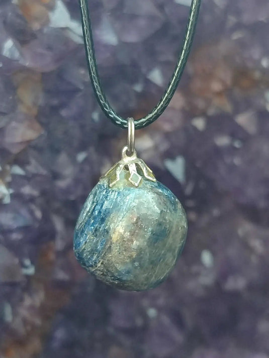 Saphir bleu du Sri Lanka - Pendentif - Grade Prémium - Pierre d’Intuition et de Discernement Saphir bleu du Sri Lanka