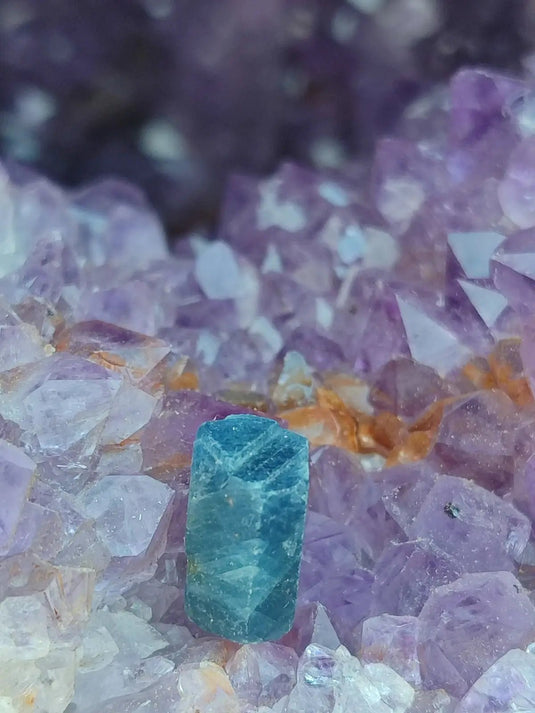 Saphir bleu du Sri Lanka - Pierre brute - Grade Prémium - Pierre de Clarté et d’Intuition Saphir bleu du Sri Lanka