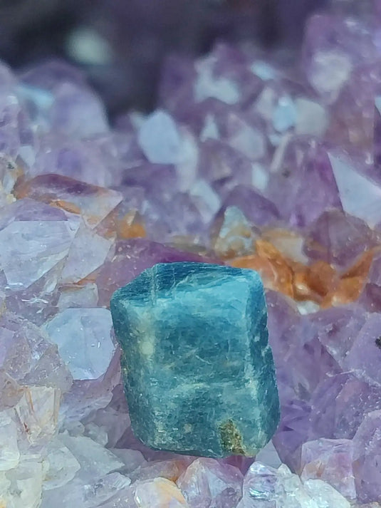 Saphir bleu du Sri Lanka - Pierre brute - Grade Prémium - Pierre de Clarté et d’Intuition saphir