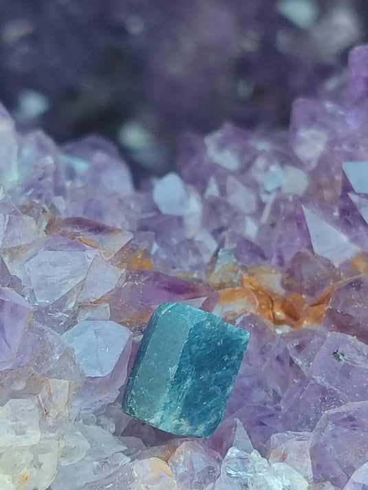 Saphir bleu du Sri Lanka - Pierre brute - Grade Prémium - Pierre de Clarté et d’Intuition Saphir bleu du Sri Lanka