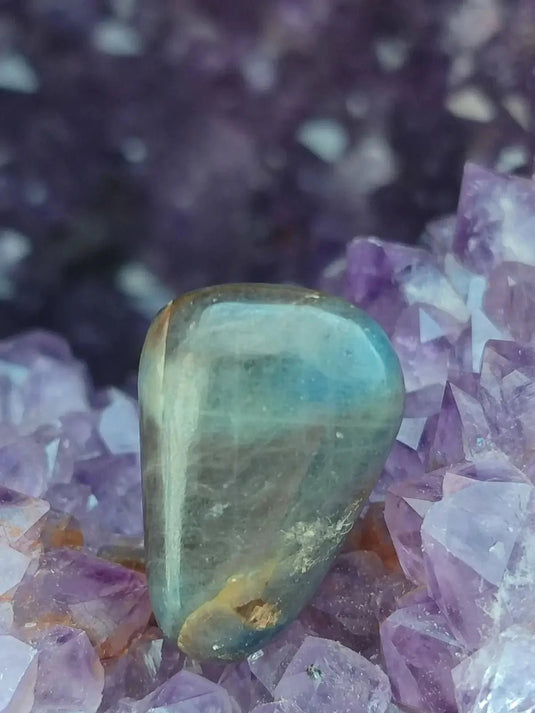 Saphir bleu du Sri Lanka - Pierre roulée - Grade Prémium - Pierre de Clarté et d’Intuition Saphir bleu du Sri Lanka