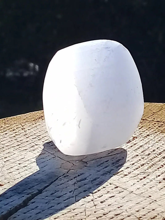 Sélénite blanche du Maroc Galet Grade A ++++ Sélénite blanche galet