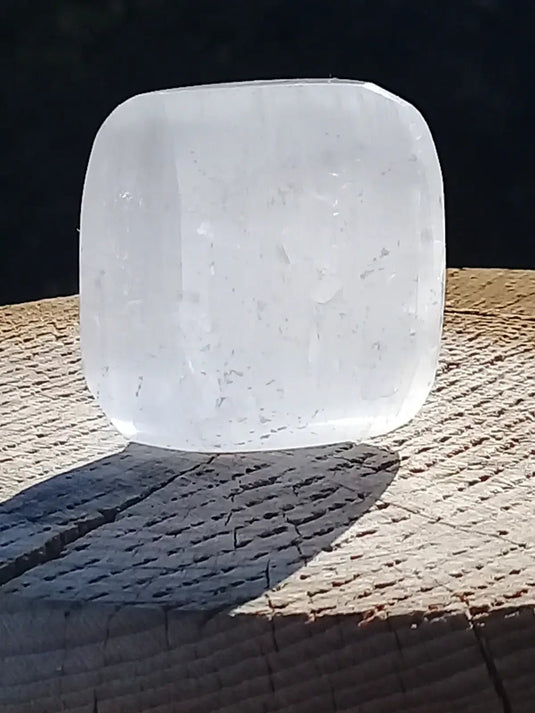 Sélénite blanche du Maroc Galet Grade A ++++ Sélénite blanche galet