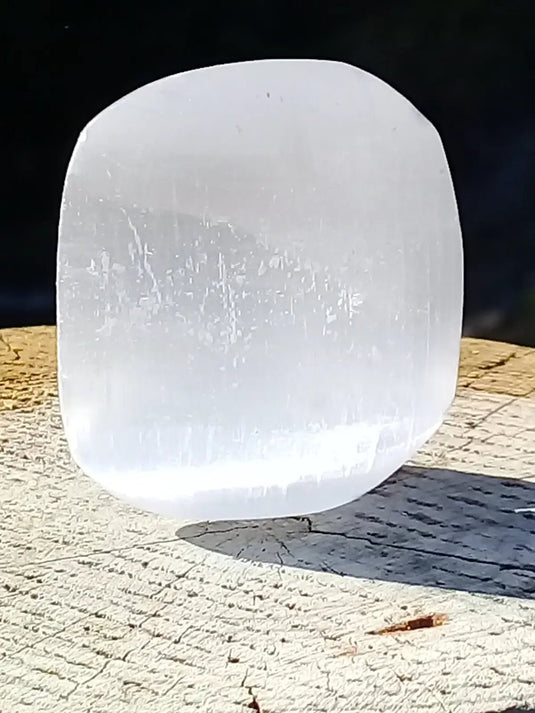 Sélénite blanche du Maroc Galet Grade A ++++ Sélénite blanche galet