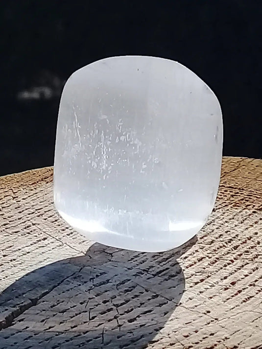 Sélénite blanche du Maroc Galet Grade A ++++ Sélénite blanche galet