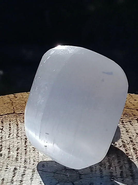 Sélénite blanche du Maroc Galet Grade A ++++ Sélénite blanche galet