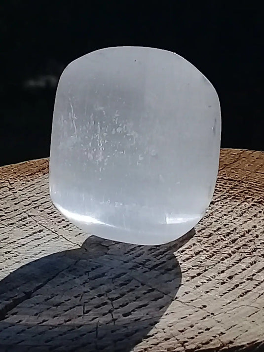 Sélénite blanche du Maroc Galet Grade A ++++ Sélénite blanche galet