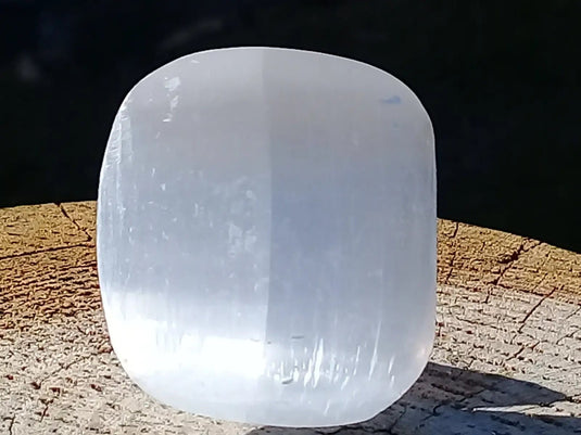 Sélénite blanche du Maroc Galet Grade A ++++ Sélénite blanche galet