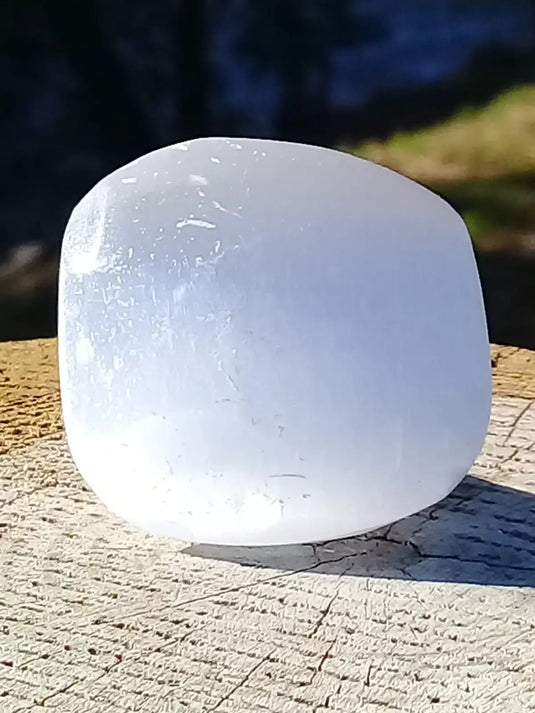 Sélénite blanche du Maroc Galet Grade A ++++ Sélénite blanche galet