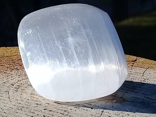 Sélénite blanche du Maroc Galet Grade A ++++ Sélénite blanche galet