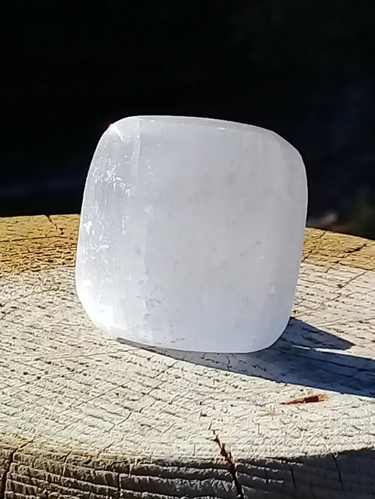 Sélénite blanche du Maroc Galet Grade A ++++ Sélénite blanche galet