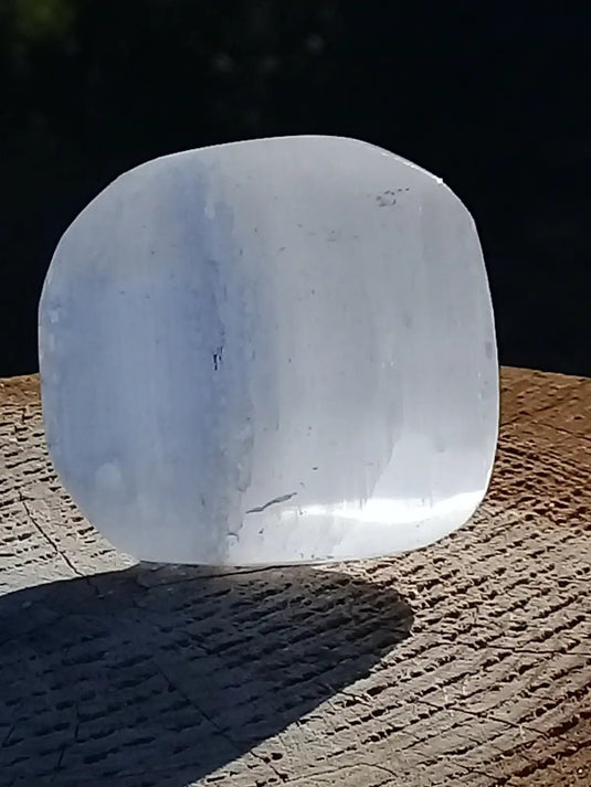 Sélénite blanche du Maroc Galet Grade A ++++ Sélénite blanche galet