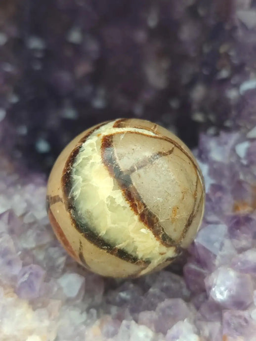 Septaria de l’Utah (USA) - Sphère Ø 39.1mm - Grade Prémium - Pierre d’Optimisme Sphère de Septaria Diam 4cm