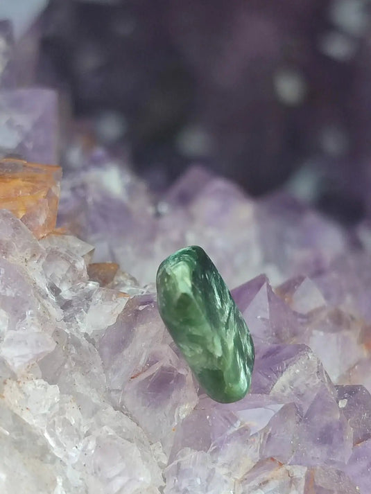 Séraphinite du lac Baïkal Sibérie - Pierre roulée - Grade Prémium - Pierre du Lâcher Prise Séraphinite de Russie ’Lac Baïkal’ pierre roulée