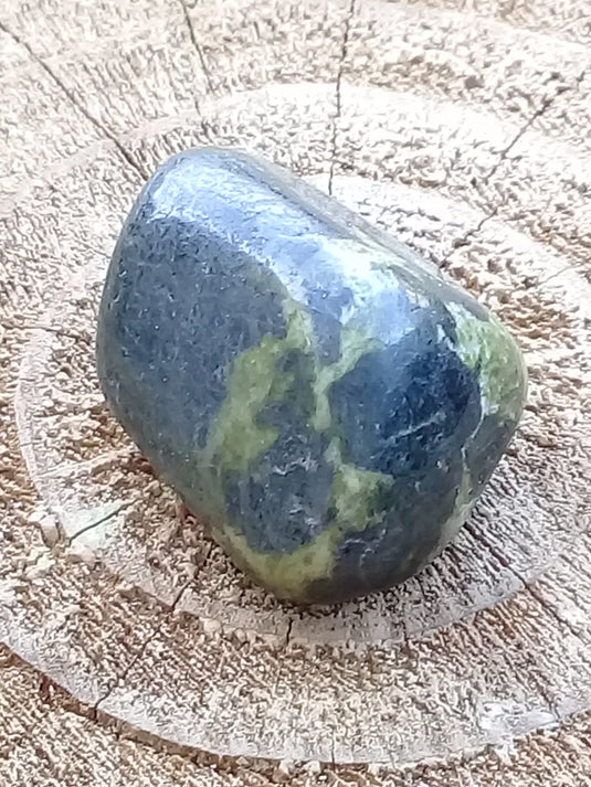 Serpentine Chytah pierre roulée Grade A++++ Serpentine Chytah pierre roulée Dans la besace du p'tit Poucet   