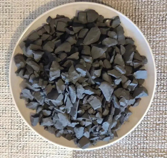 Shungite brute pour filtration en carafe. Retient herbicides pesticides chlore métaux lourds Shungite brute pour filtration