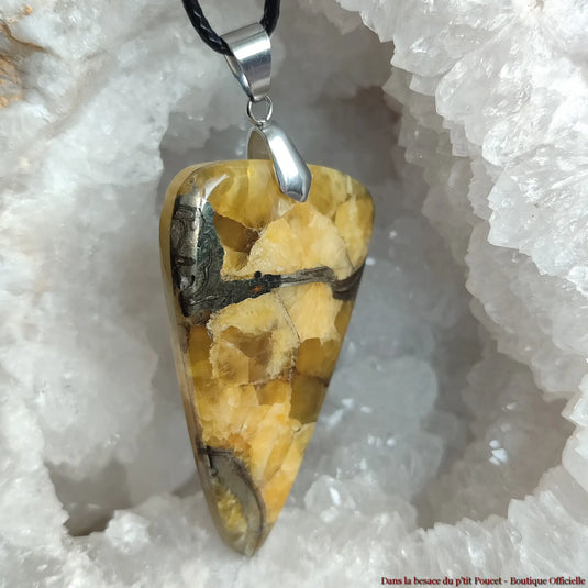 Simbircite de Russie - Pendentif P2 - Vue de 3/4 face