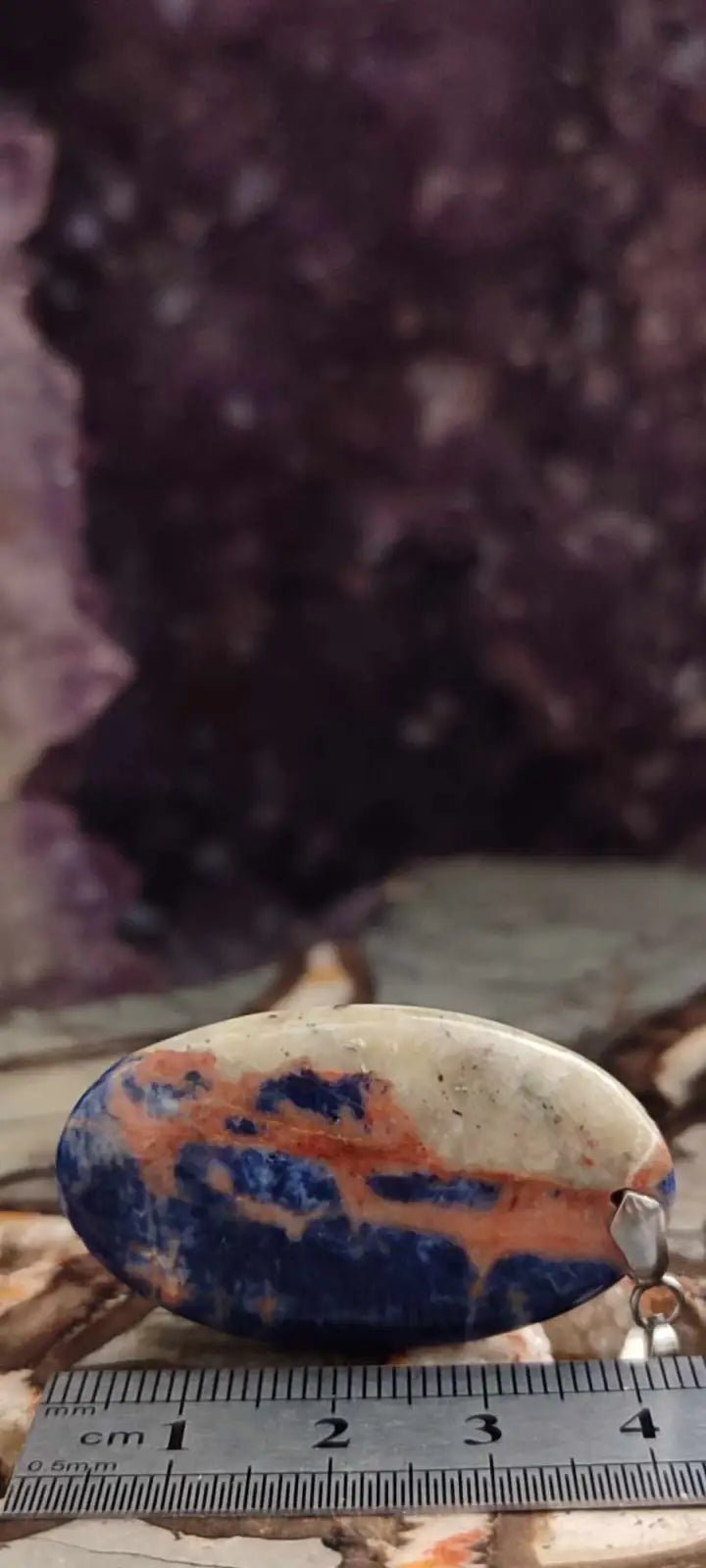 Chargez l&#39;image dans la visionneuse de la galerie, Sodalite coucher de soleil du Brésil pendentif Grade A++++ ’Rare’ Sodalite coucher de soleil Sodalite/Calcite orange pendentif
