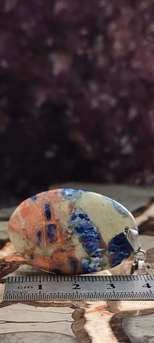 Sodalite coucher de soleil du Brésil pendentif Grade A++++ ’Rare’ Sodalite coucher de soleil Sodalite/Calcite orange pendentif