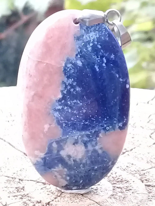 Sodalite coucher de soleil Sodalite/Calcite orange pendentif Grade A++++ Fourni avec cordon Sodalite coucher de soleil Sodalite/Calcite