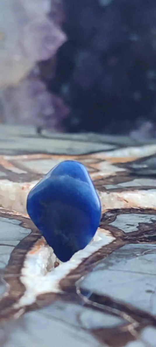 Sodalite de Bolivie pierre roulée Grade ’Extra’ Sodalite pierre roulée