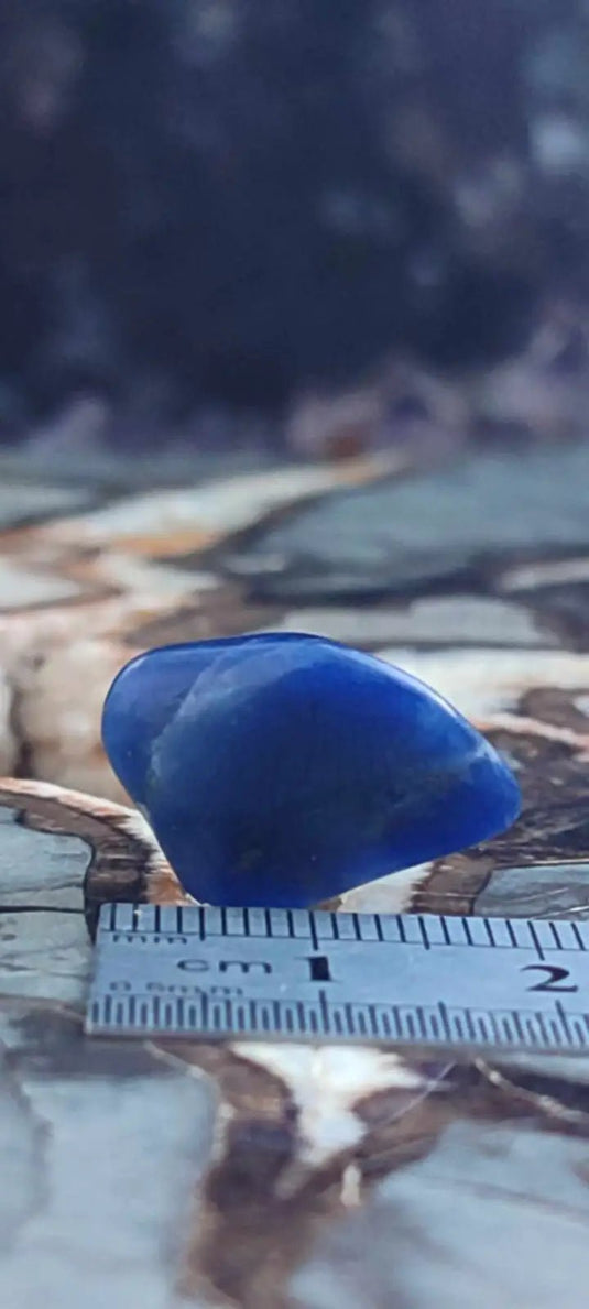 Sodalite de Bolivie pierre roulée Grade ’Extra’ Sodalite pierre roulée