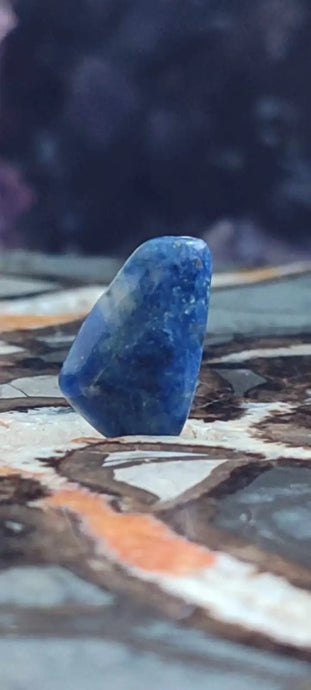 Sodalite de Bolivie pierre roulée Grade ’Extra’ Sodalite pierre roulée