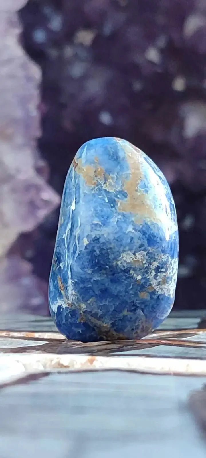 Load image into Gallery viewer, Sodalite du Brésil pierre roulée Grade A++++ Sodalite pierre roulée
