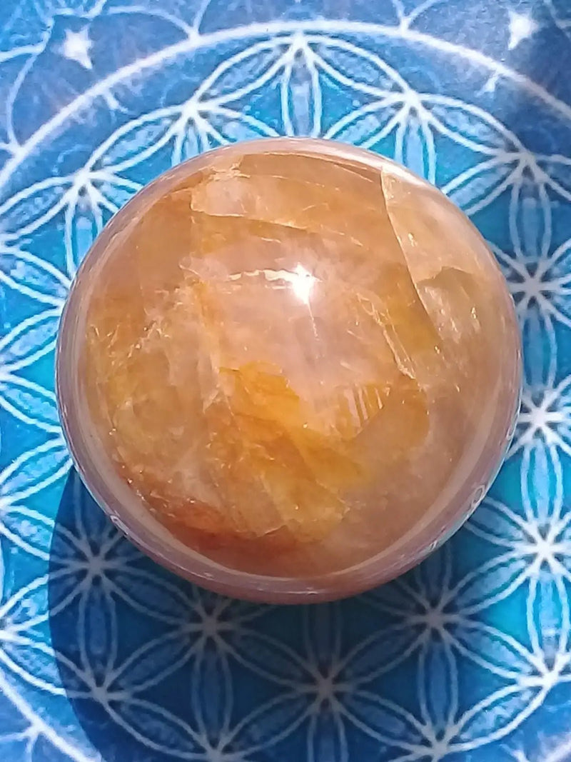 Load image into Gallery viewer, Sphère Calcite miel Grade A ++++ Diam 6,2cm Sphère Calcite miel
