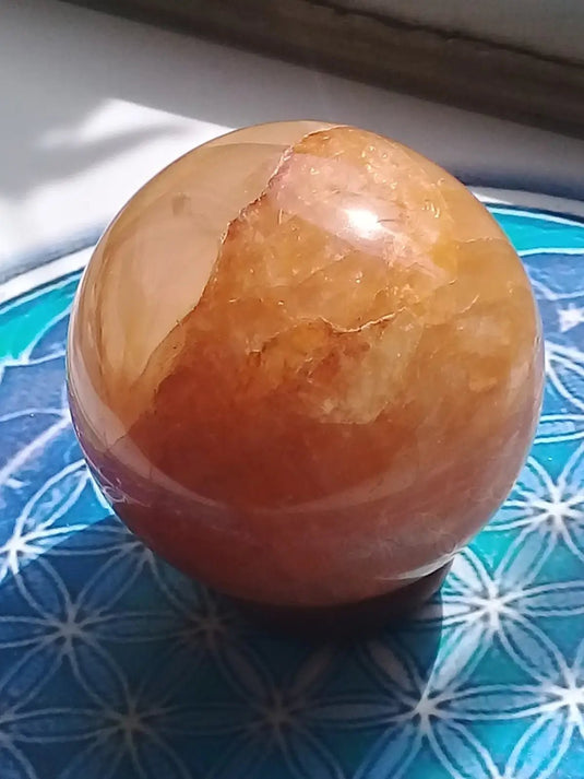 Sphère Calcite miel Grade A ++++ Diam 6,2cm Sphère Calcite miel