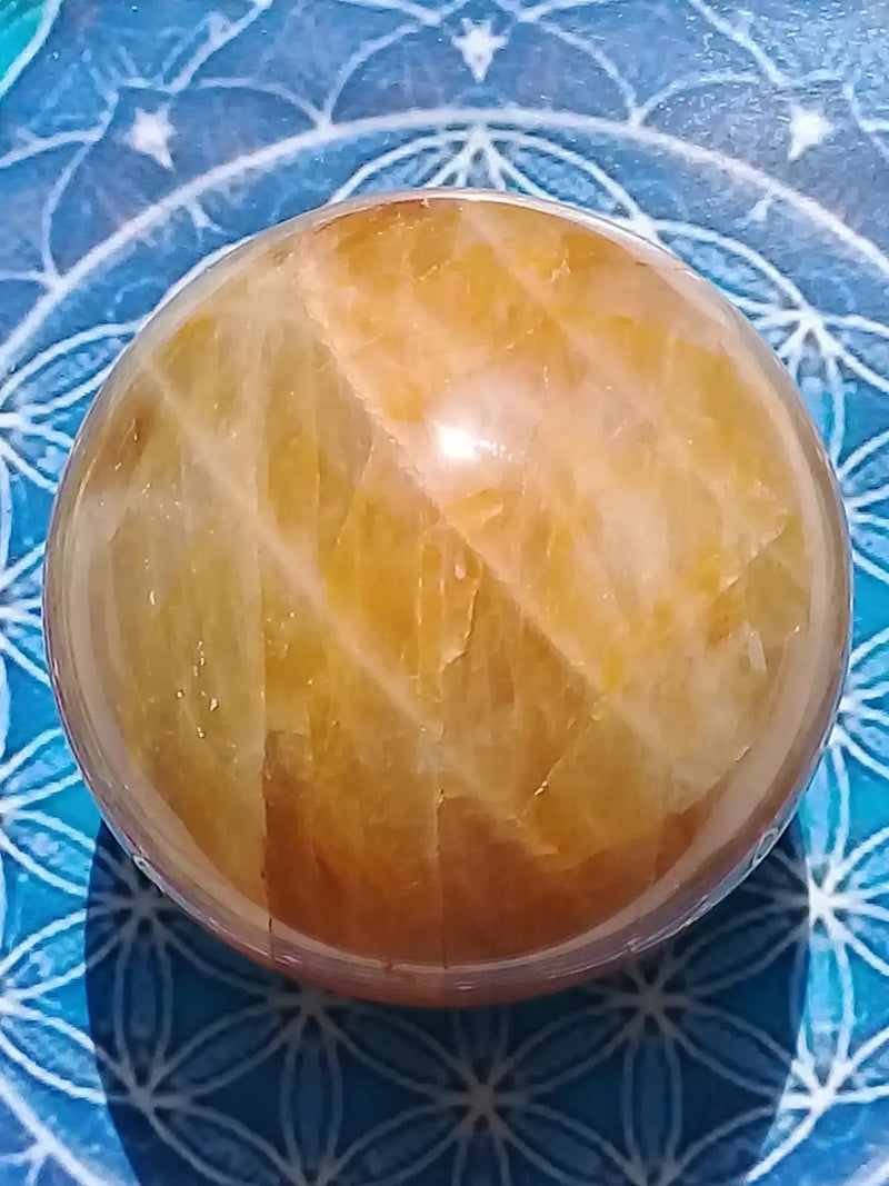 Load image into Gallery viewer, Sphère Calcite miel Grade A ++++ Diam 7cm Sphère Calcite miel
