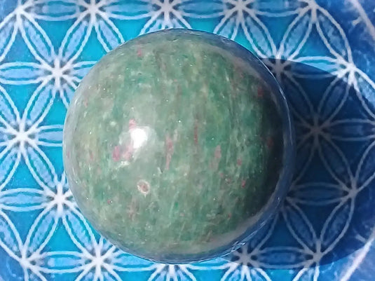 Sphère Rubis Fuschite Grade A ++ Diamètre 5,5cm Sphère Rubis Fuschite