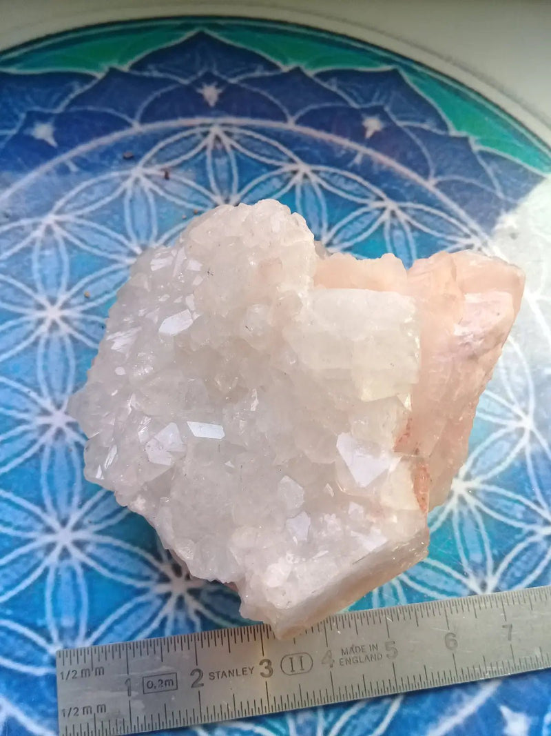 Load image into Gallery viewer, Stilbite brute sur Apohylite Grade A ++++ pièce de Collection Stilbite sur Apophyllite brute
