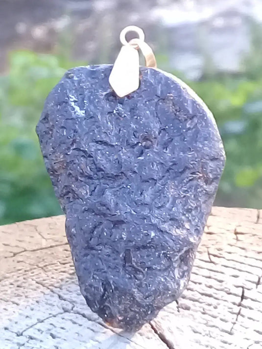 Tectite indochinite pendentif Grade A ++++ (Fourni avec cordon) Tectite Indochinite pendentif