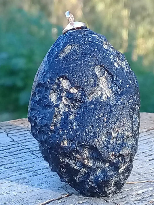 Tectite Indochinite pendentif Grade A ++++ (Fourni avec cordon) Tectite Indochinite pendentif