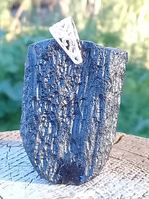 Tectite Indochinite pendentif Grade A ++++ (Fourni avec cordon) Tectite Indochinite pendentif